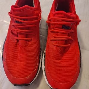 Tennis shoes red Puma size 1C